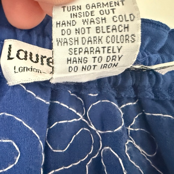 Lauren Michelle Embroidered Blue Boho Top. Size - Small - Picture 6 of 6